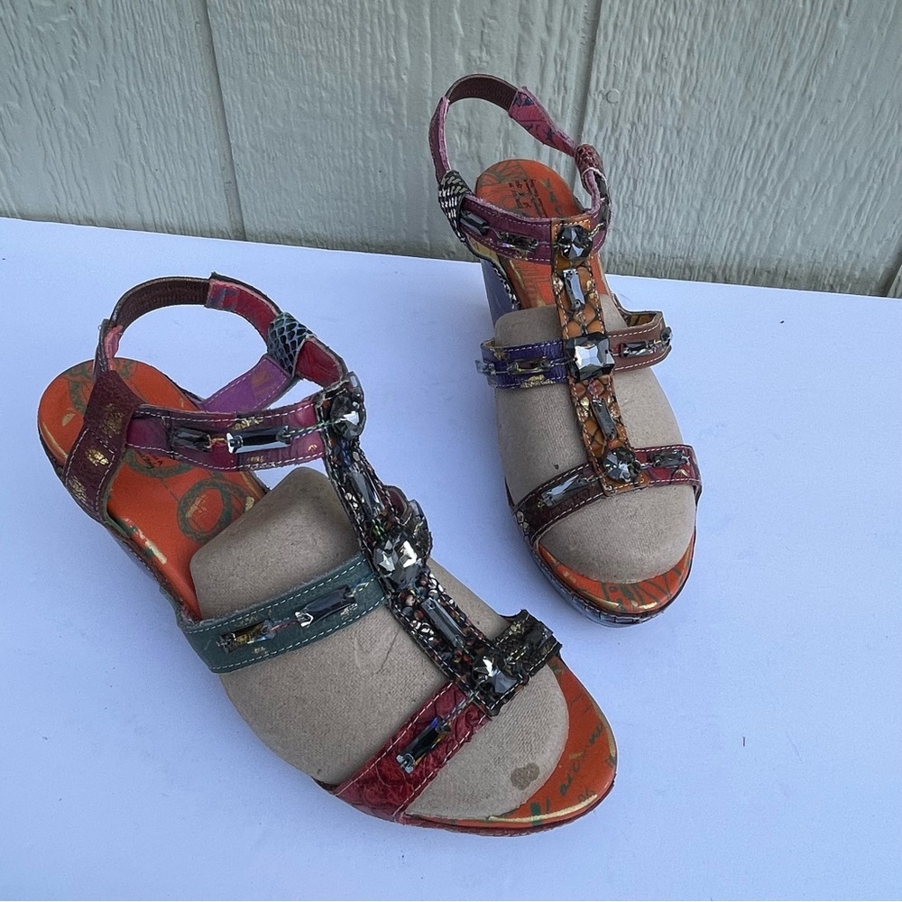 Masaccio wedge sandal womens US 8 Floral Rhinestone‎ Art  to wear Italy Leather